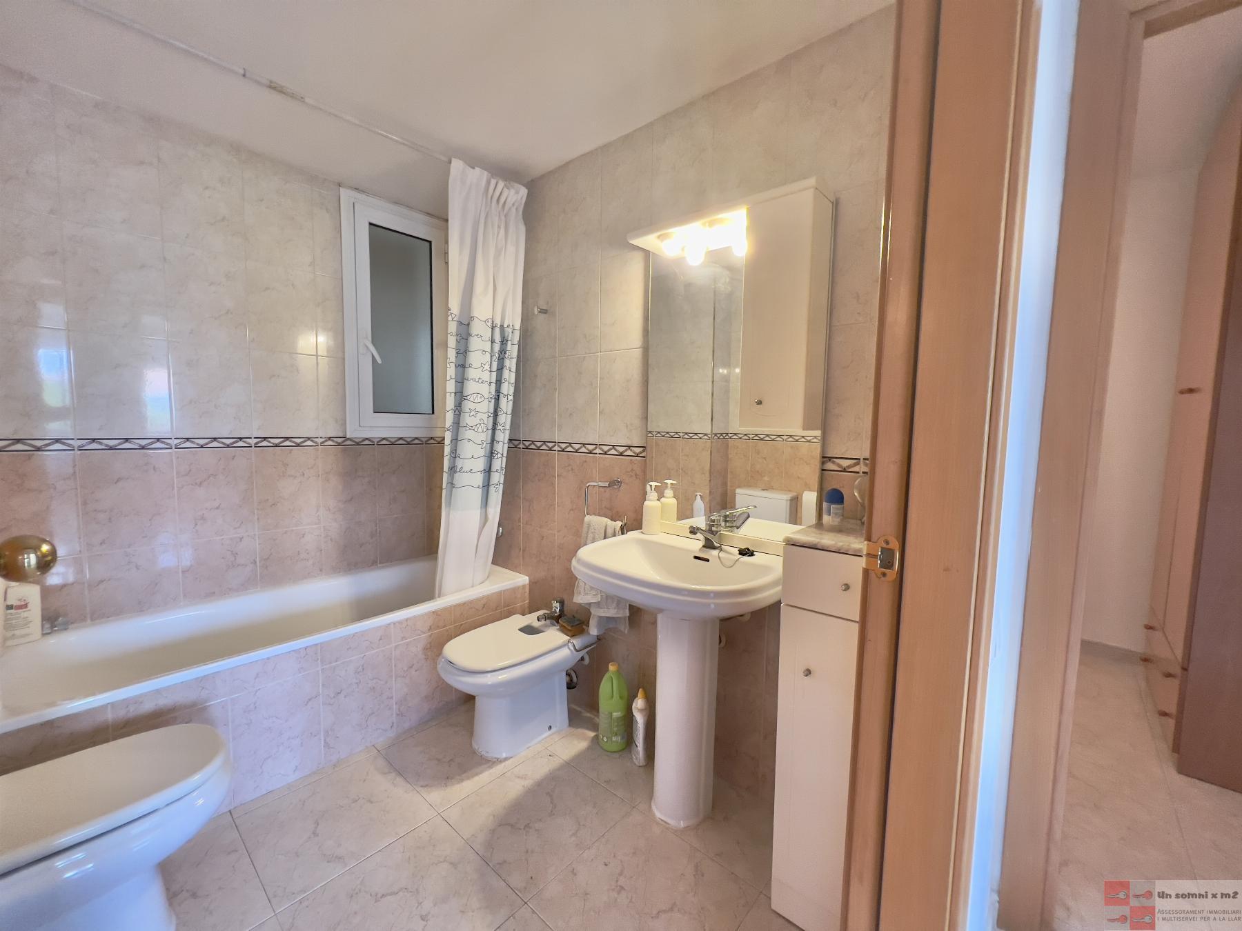 For sale of flat in Piera