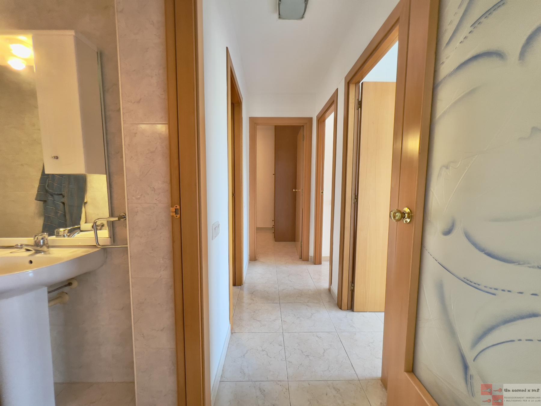 For sale of flat in Piera