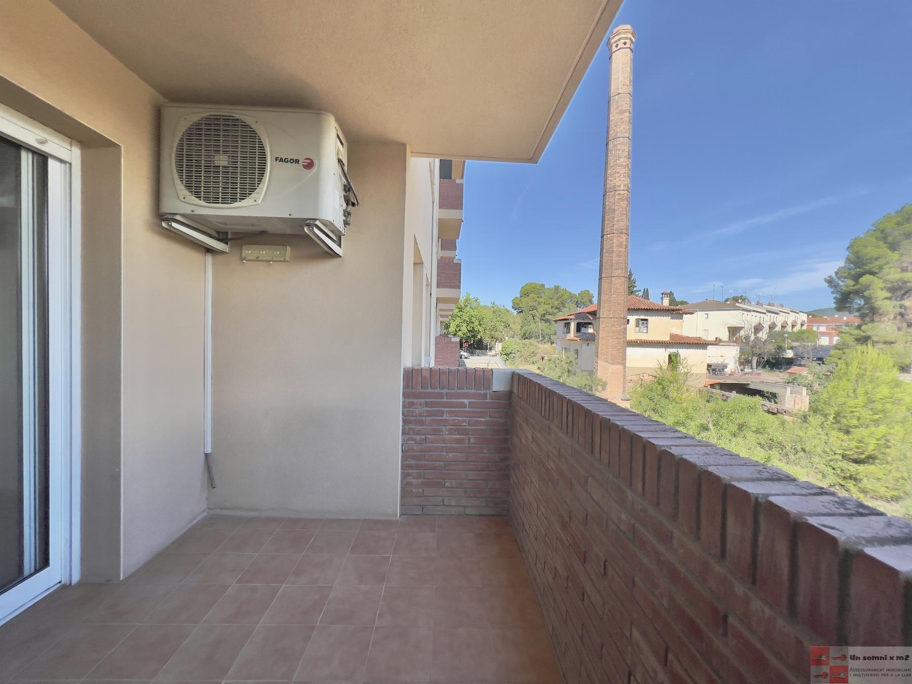 For sale of flat in Piera