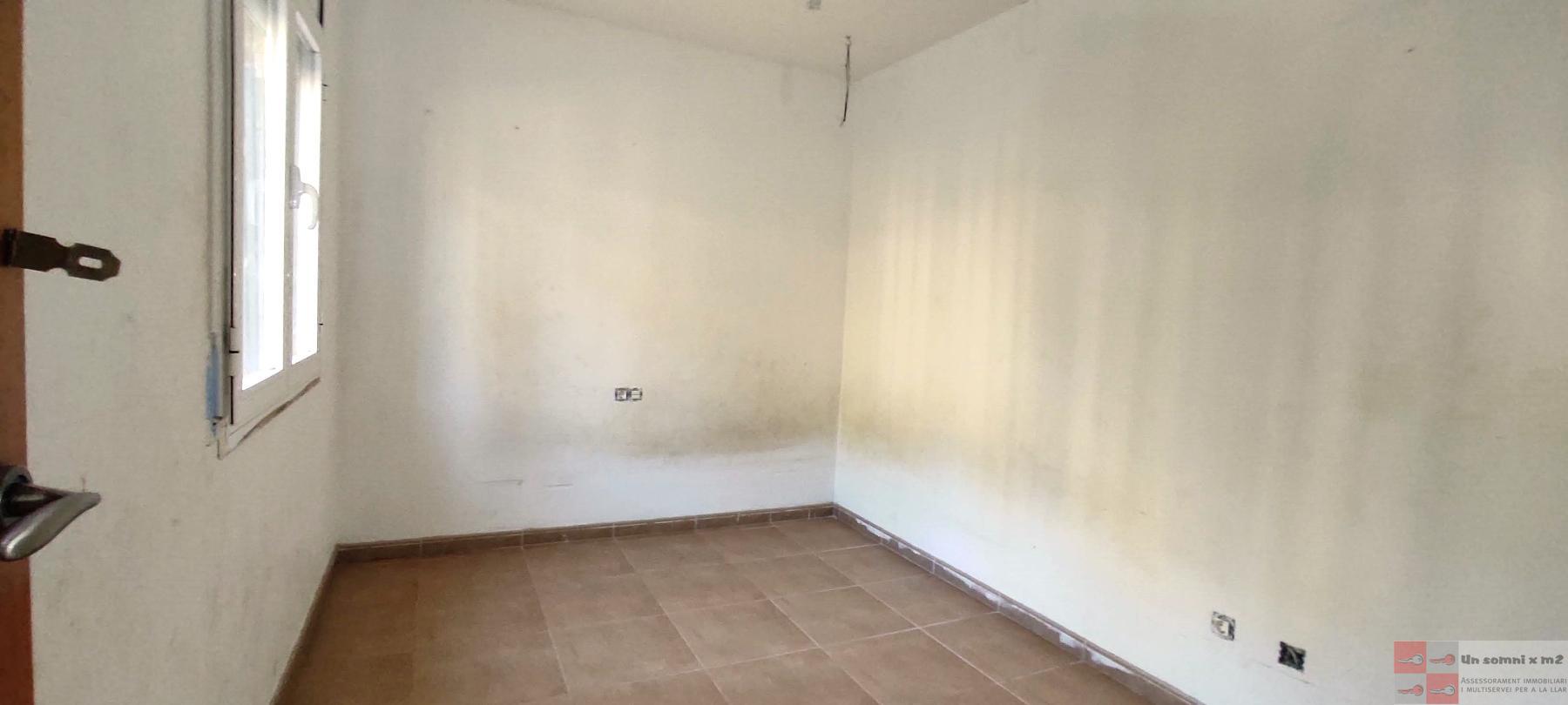 Venda de casa a Mediona