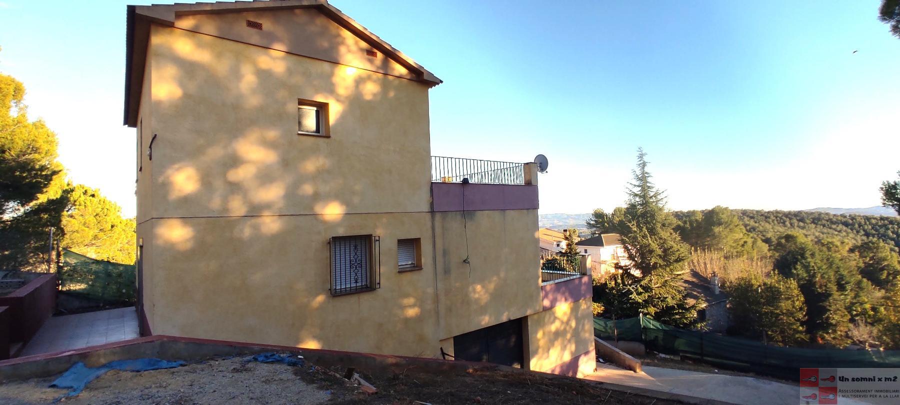 Venda de casa a Mediona