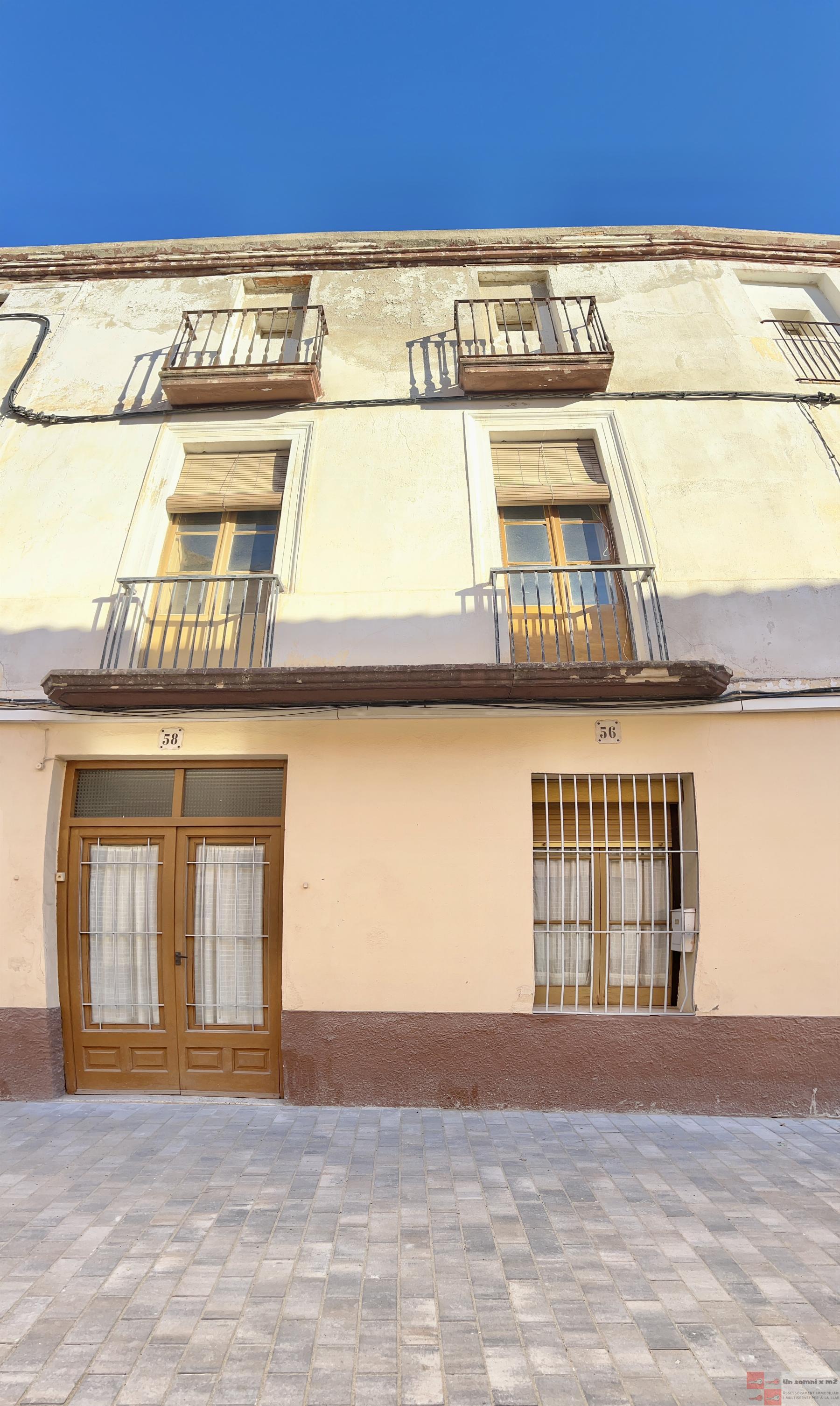 For sale of building in Masquefa
