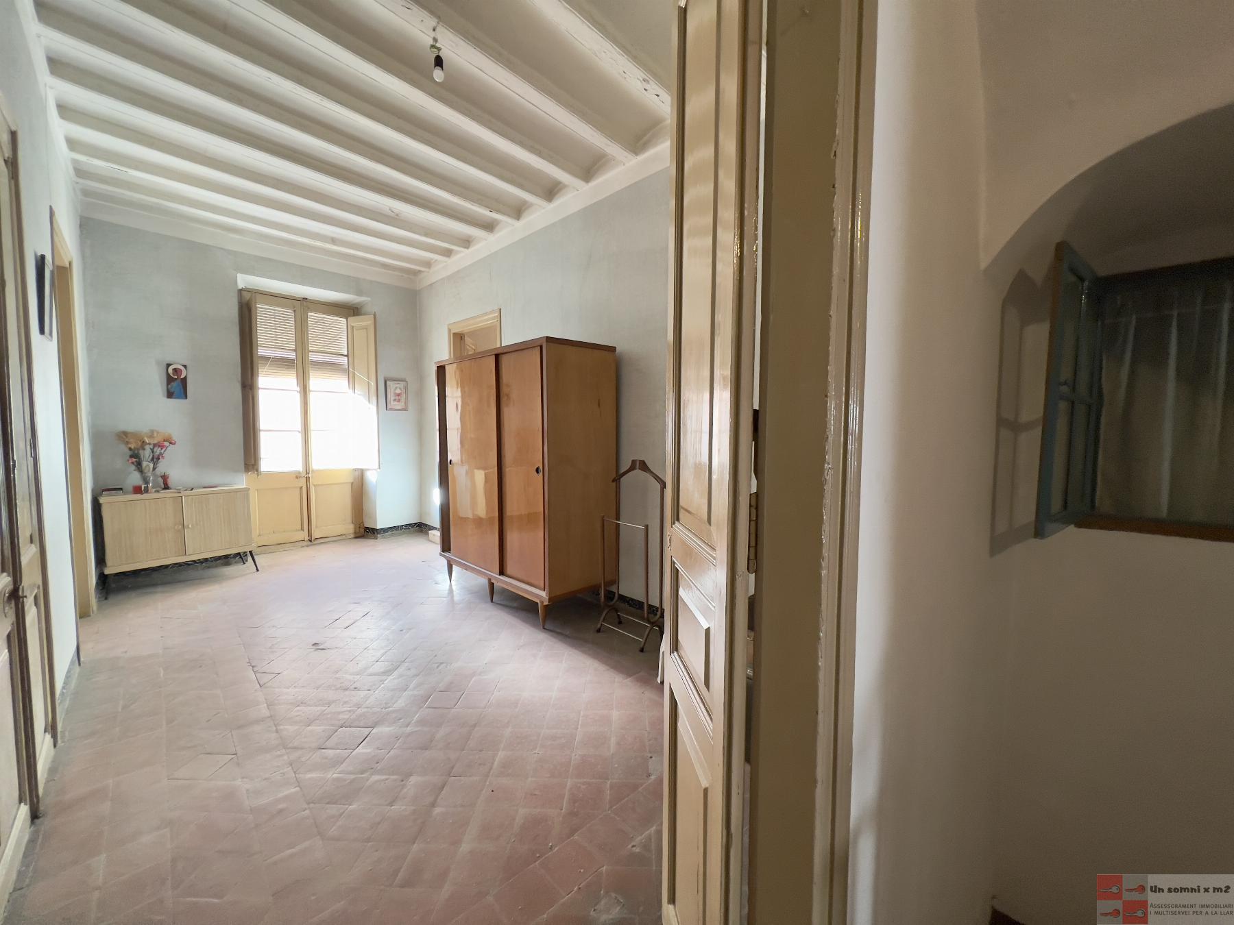 For sale of building in Masquefa