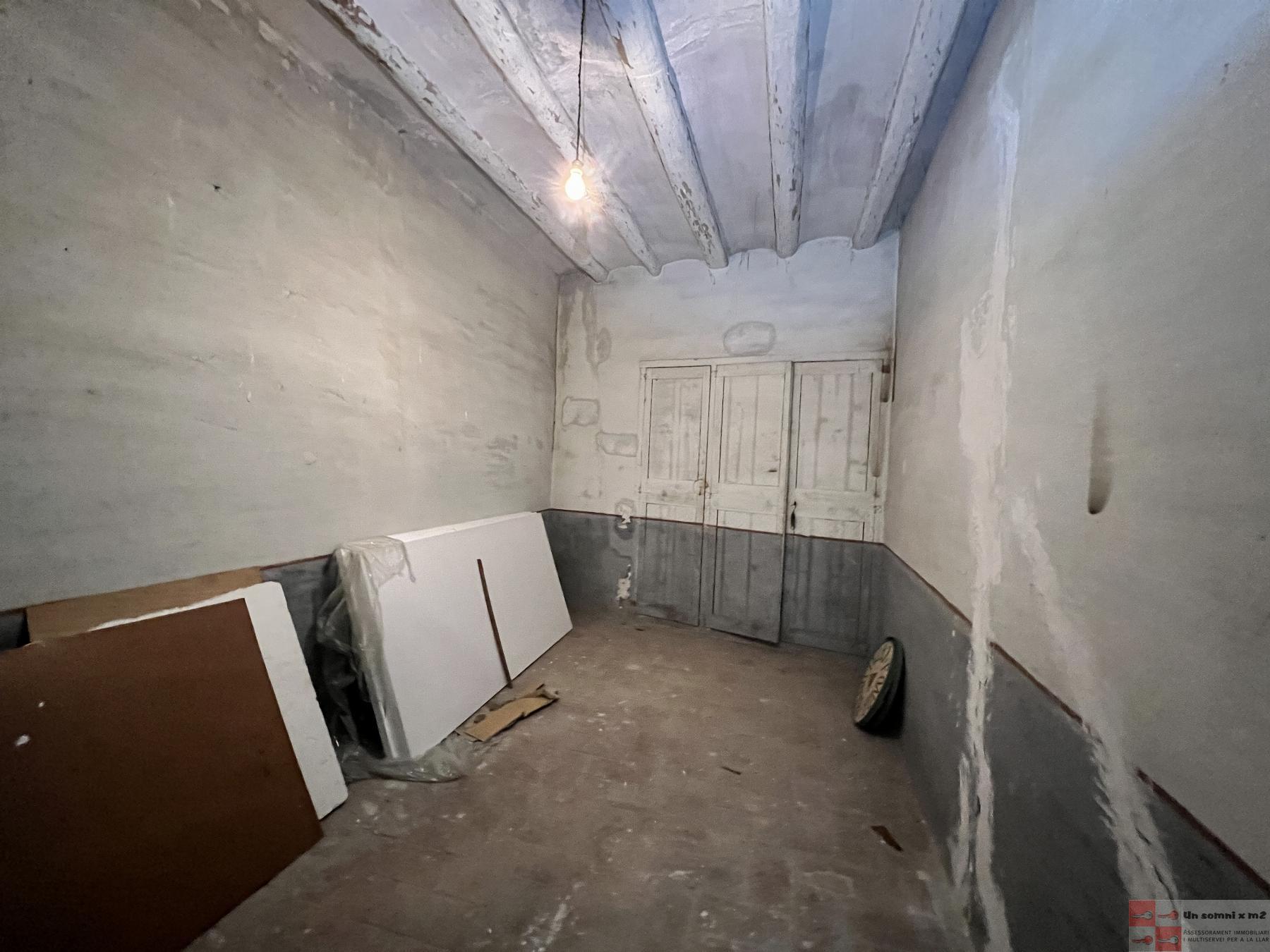 For sale of building in Masquefa
