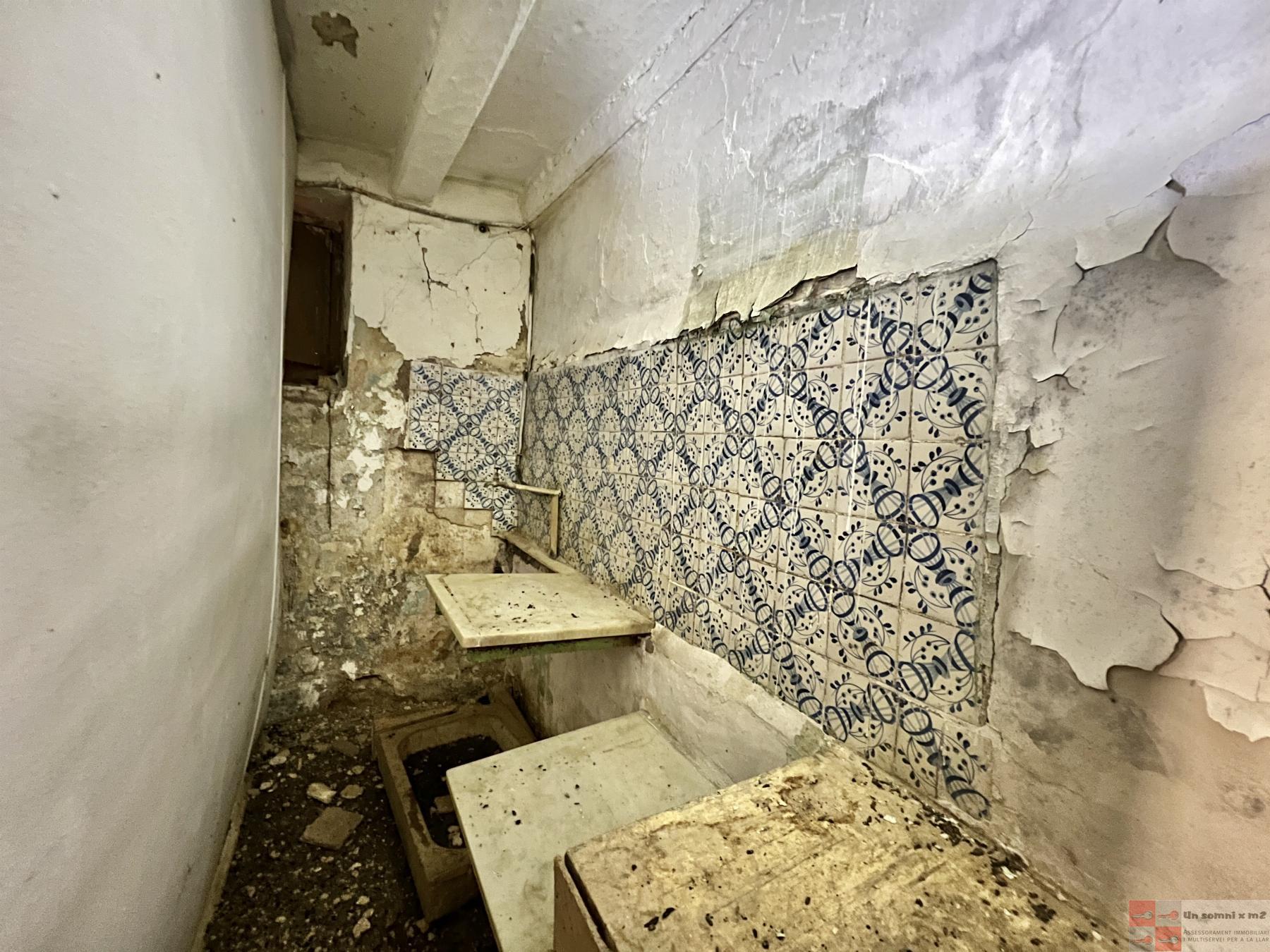 For sale of building in Masquefa