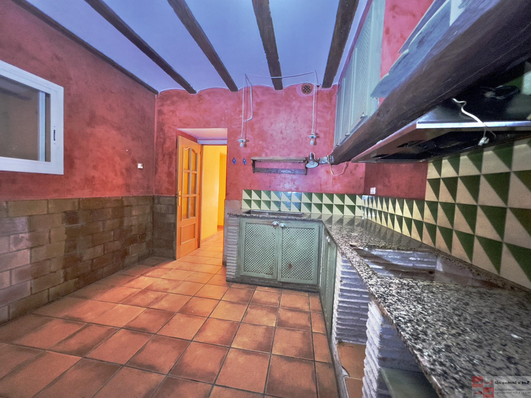 For sale of house in Vallbona d Anoia