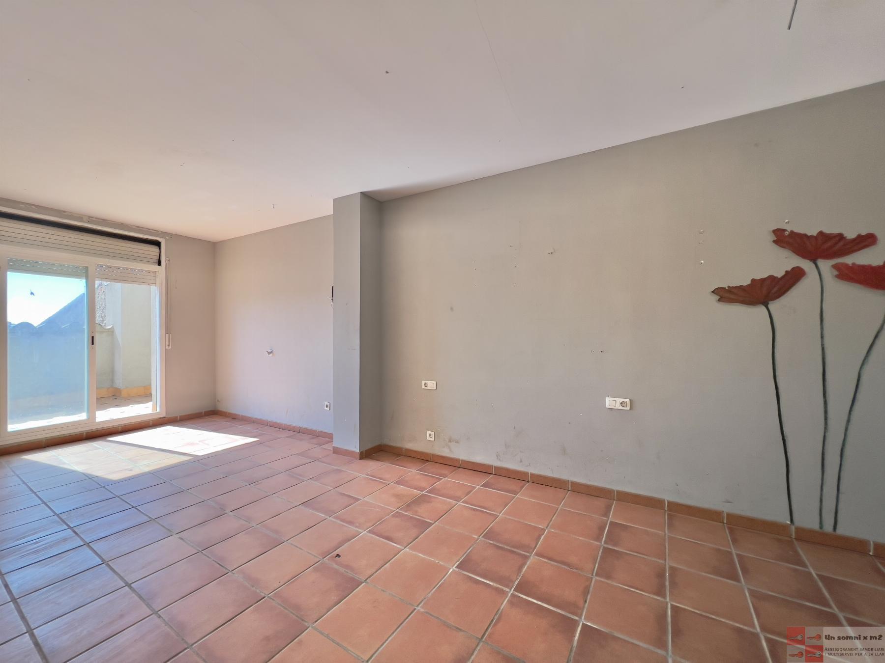 For sale of house in Vallbona d Anoia