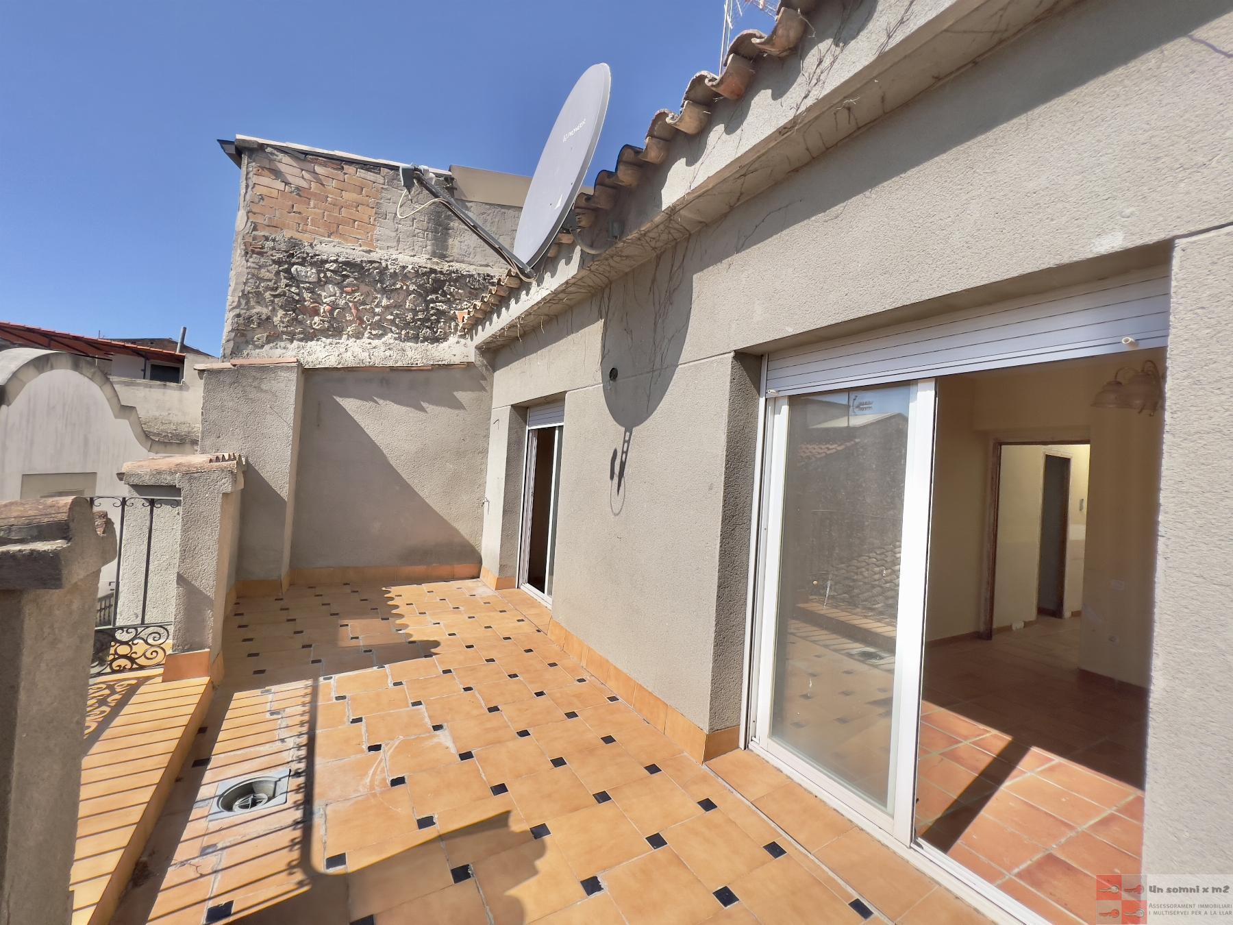 For sale of house in Vallbona d Anoia