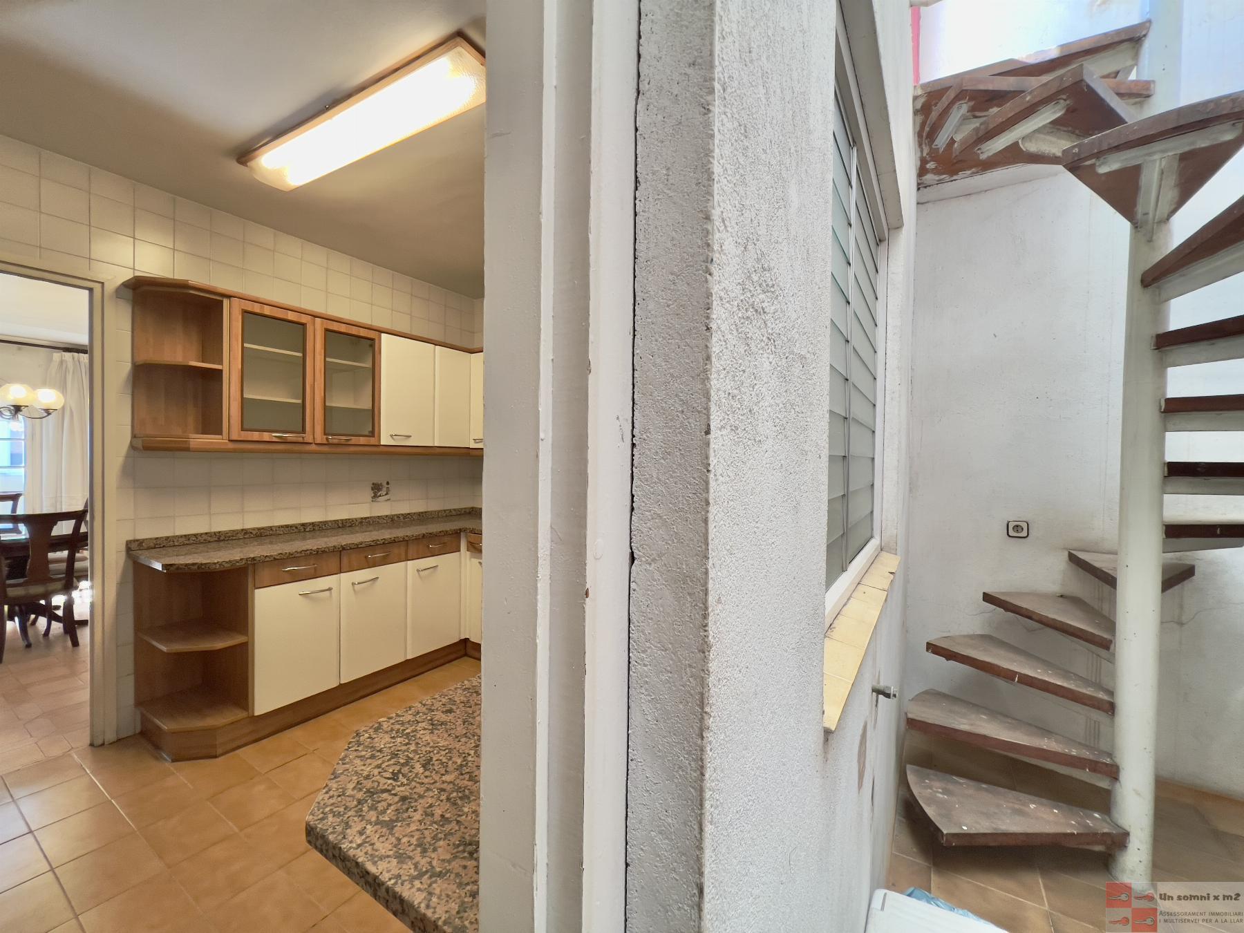 For sale of house in Piera