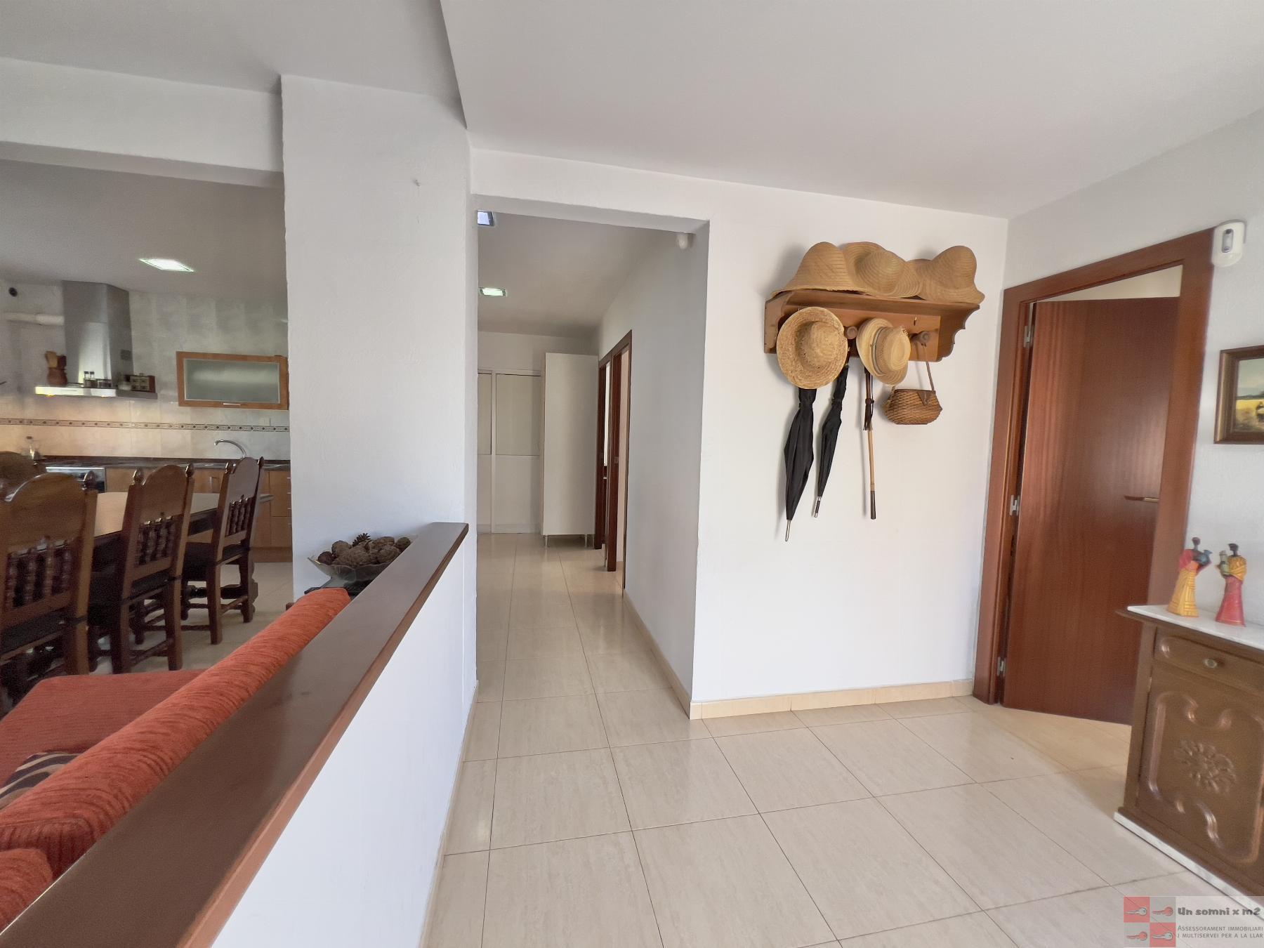 For sale of house in Piera