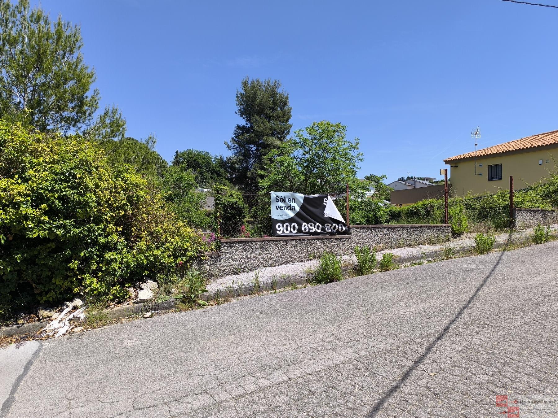 Venta de terreno en Piera