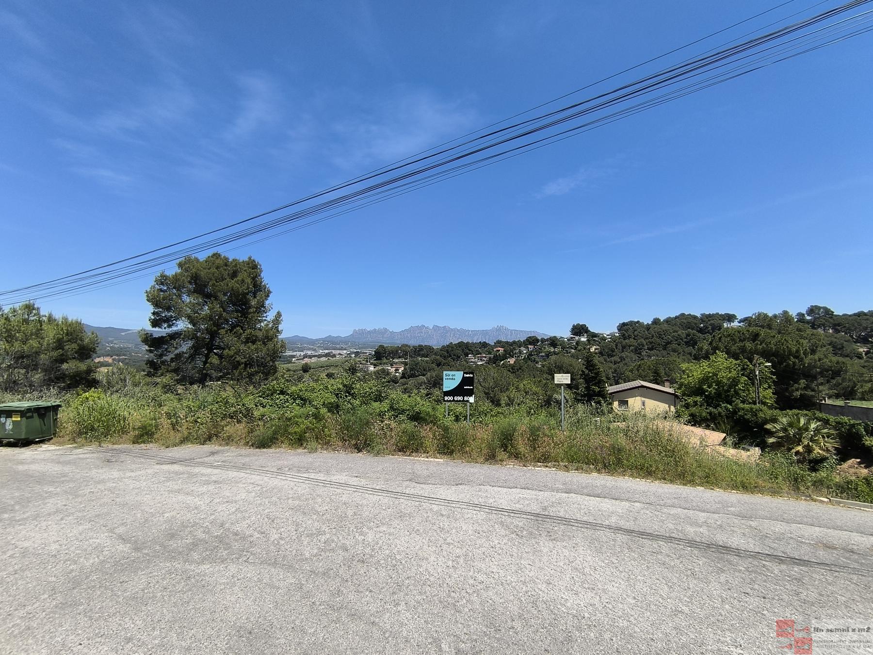 Venta de terreno en Piera