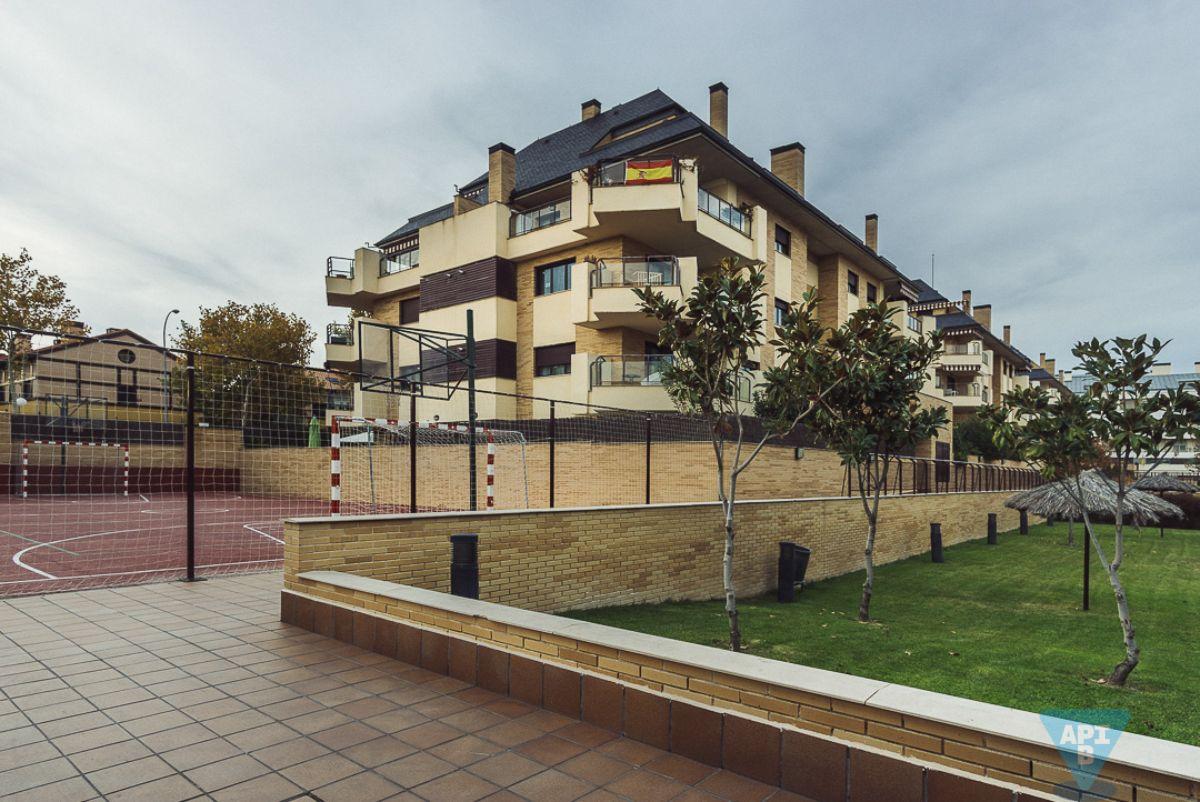 For sale of flat in Boadilla del Monte