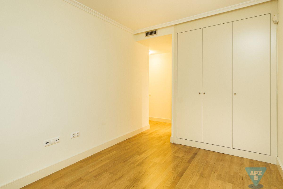 For sale of flat in Boadilla del Monte