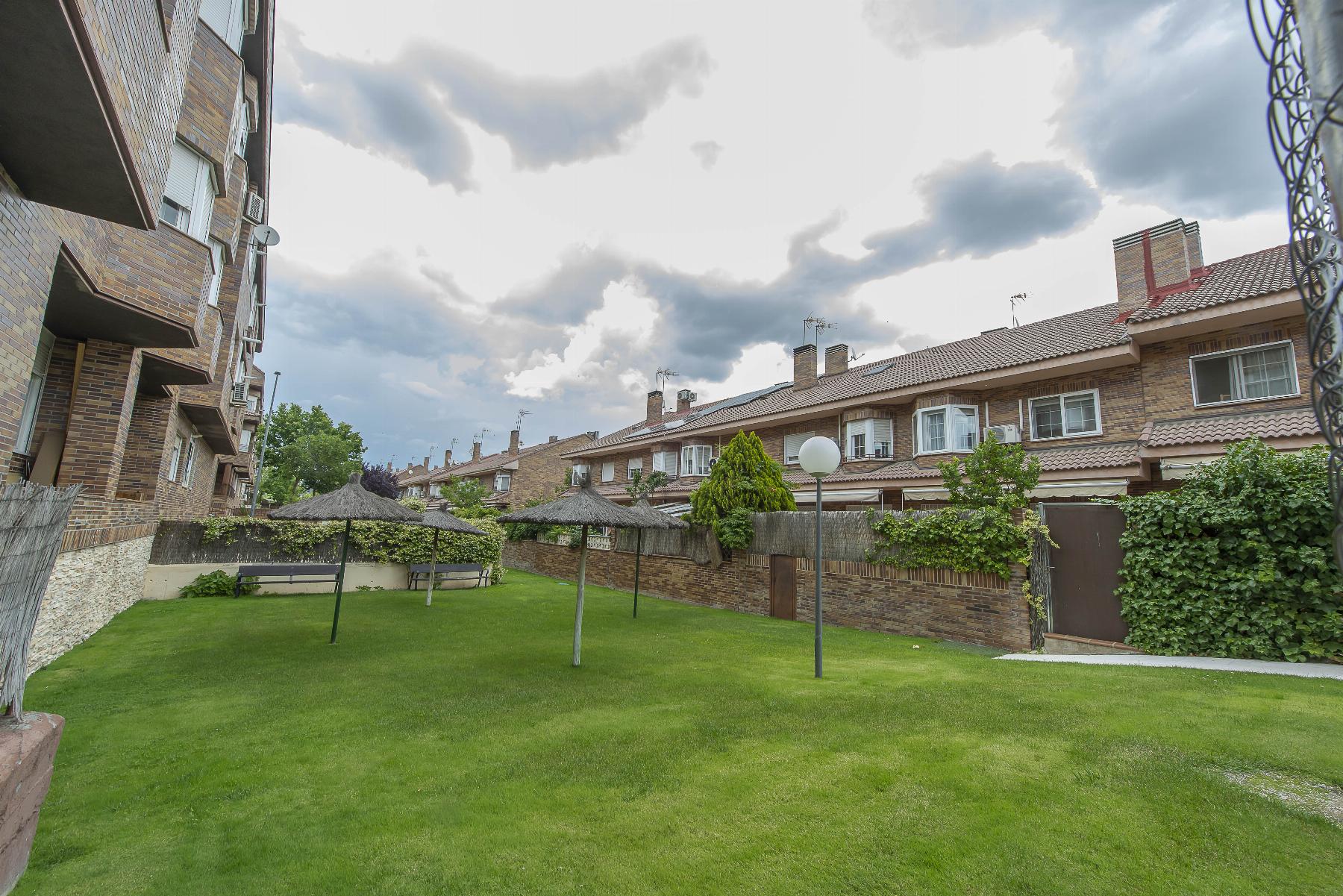 Venta de dúplex en Villanueva del Pardillo