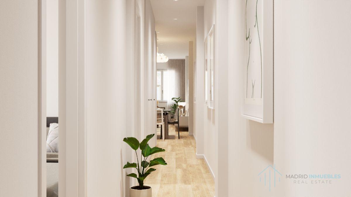 For sale of flat in Madrid
