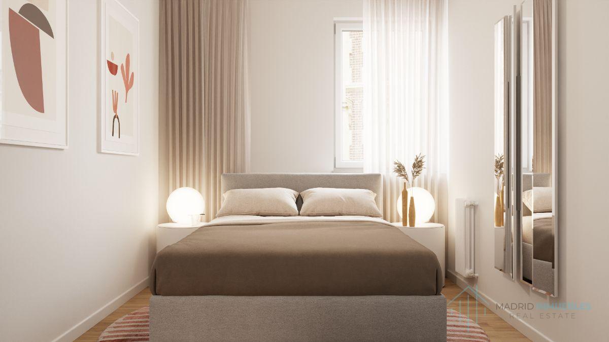 For sale of flat in Madrid