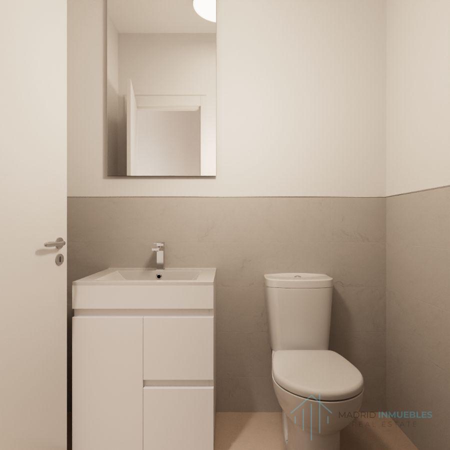 For sale of flat in Madrid