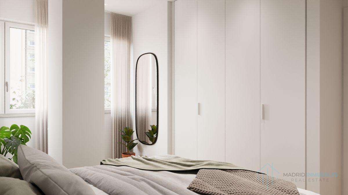 For sale of flat in Madrid