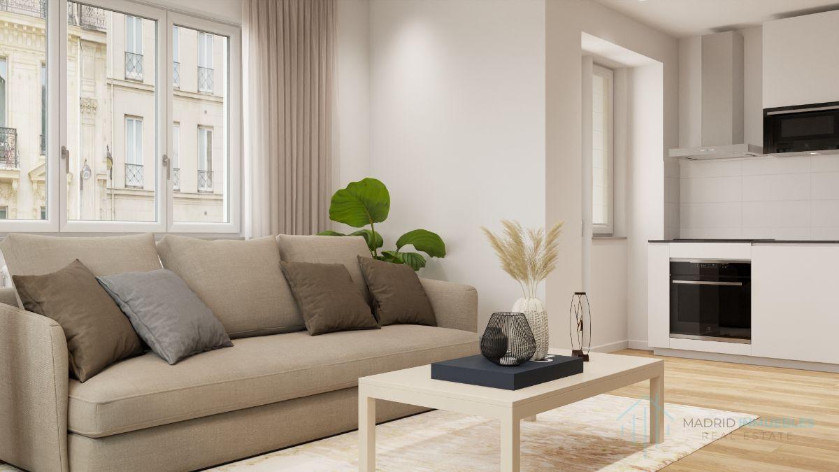 For sale of flat in Madrid