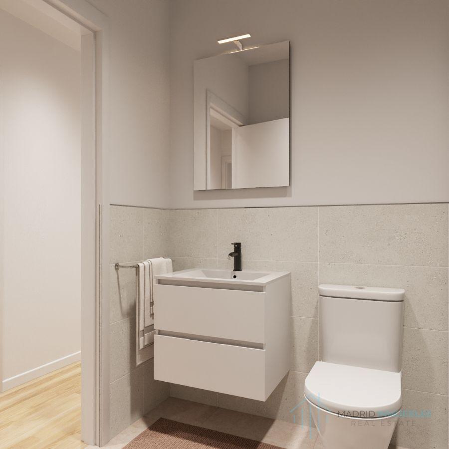 For sale of flat in Madrid