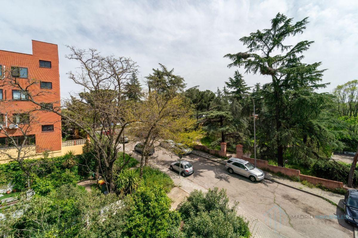 For sale of flat in Madrid