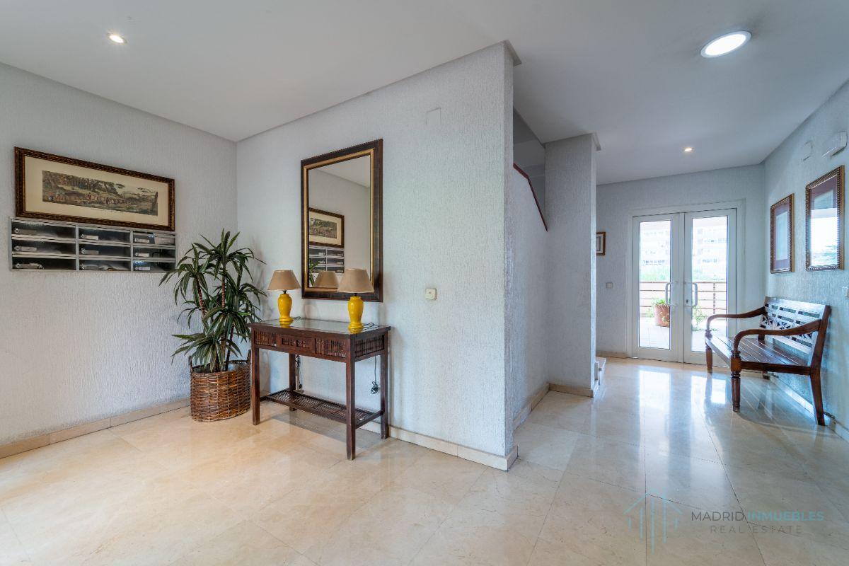 For sale of flat in Madrid