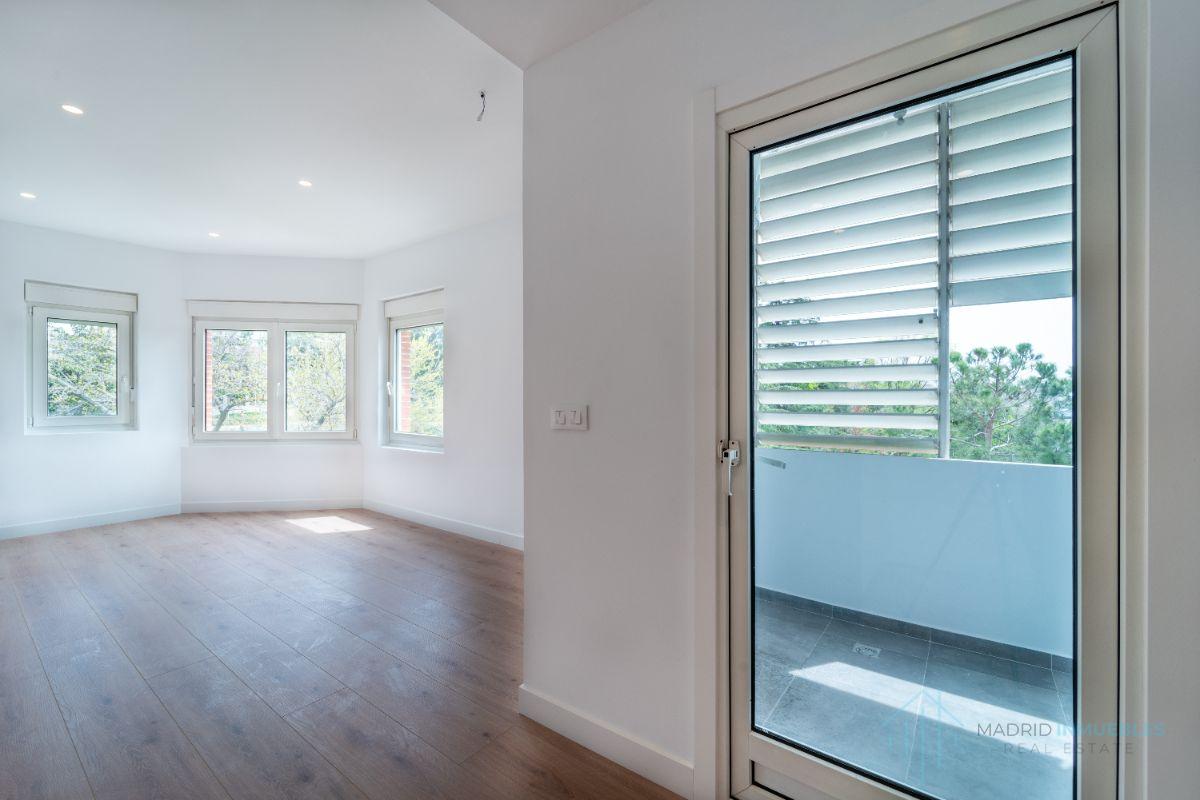 For sale of flat in Madrid