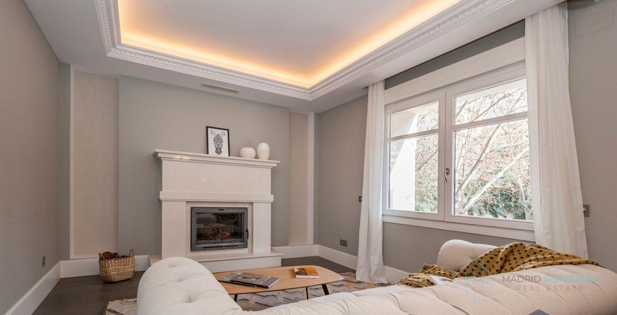 For sale of flat in Madrid