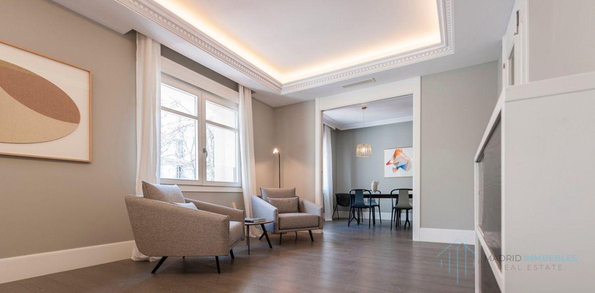 For sale of flat in Madrid