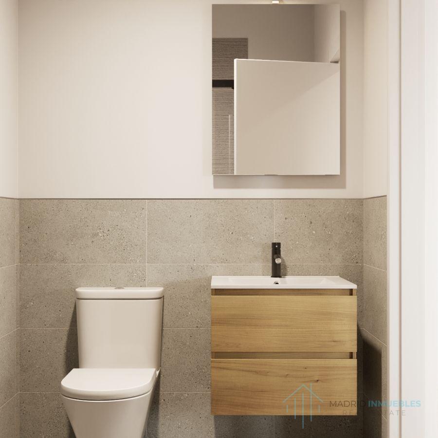 For sale of flat in Madrid