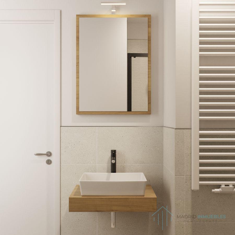 For sale of flat in Madrid