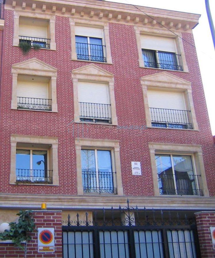 For sale of building in Madrid