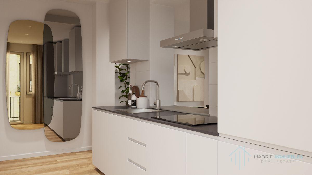 For sale of flat in Madrid