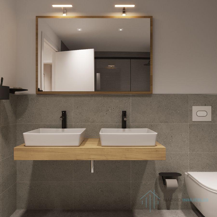 For sale of flat in Madrid