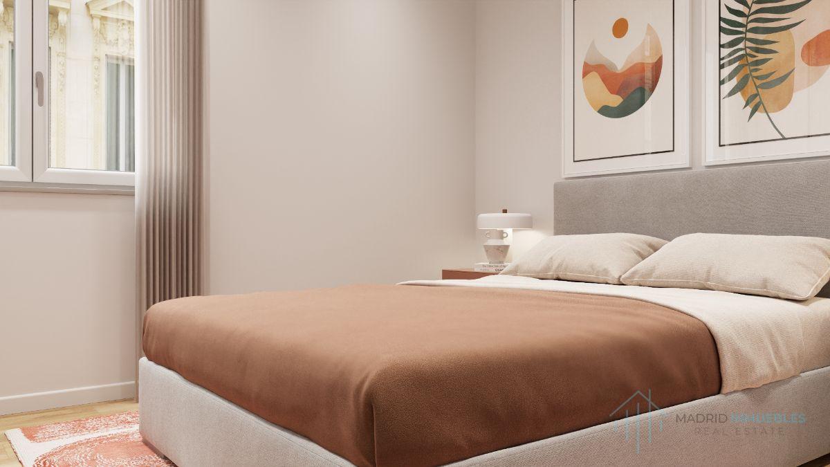 For sale of flat in Madrid