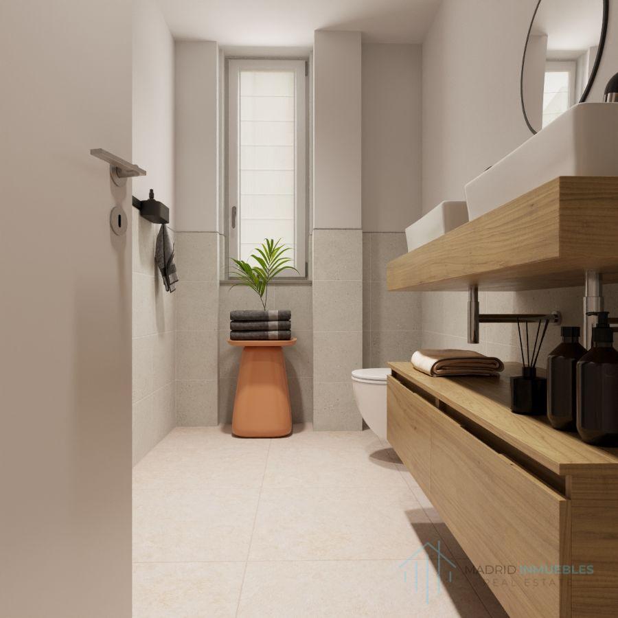 For sale of flat in Madrid