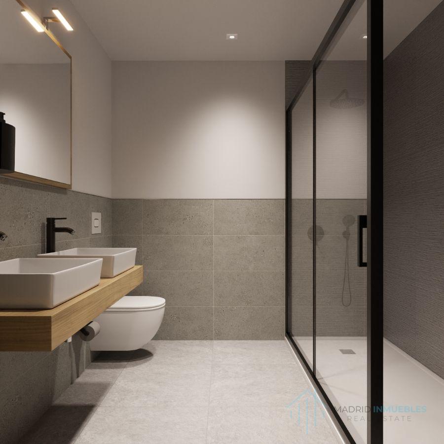 For sale of flat in Madrid