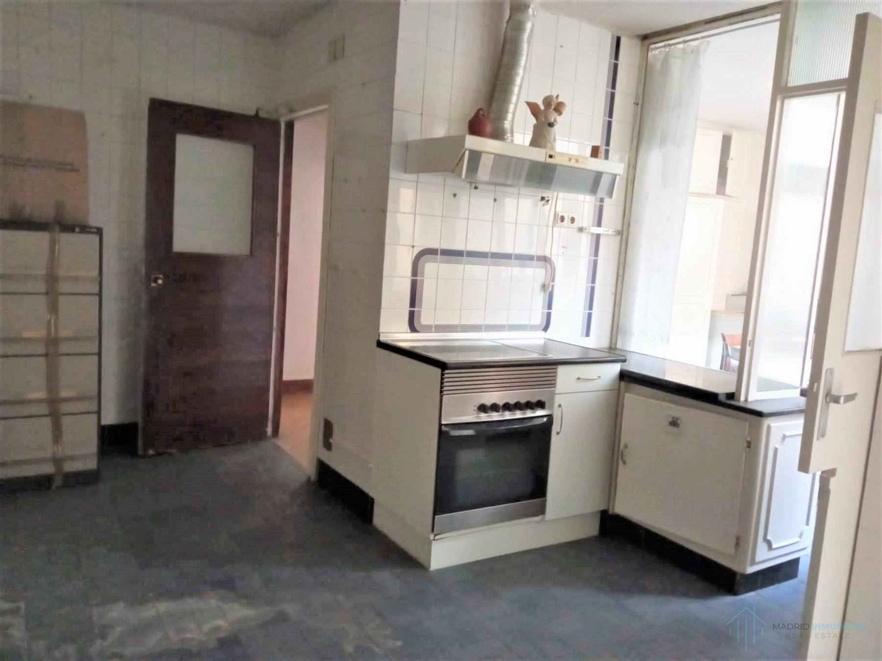 For sale of flat in Madrid