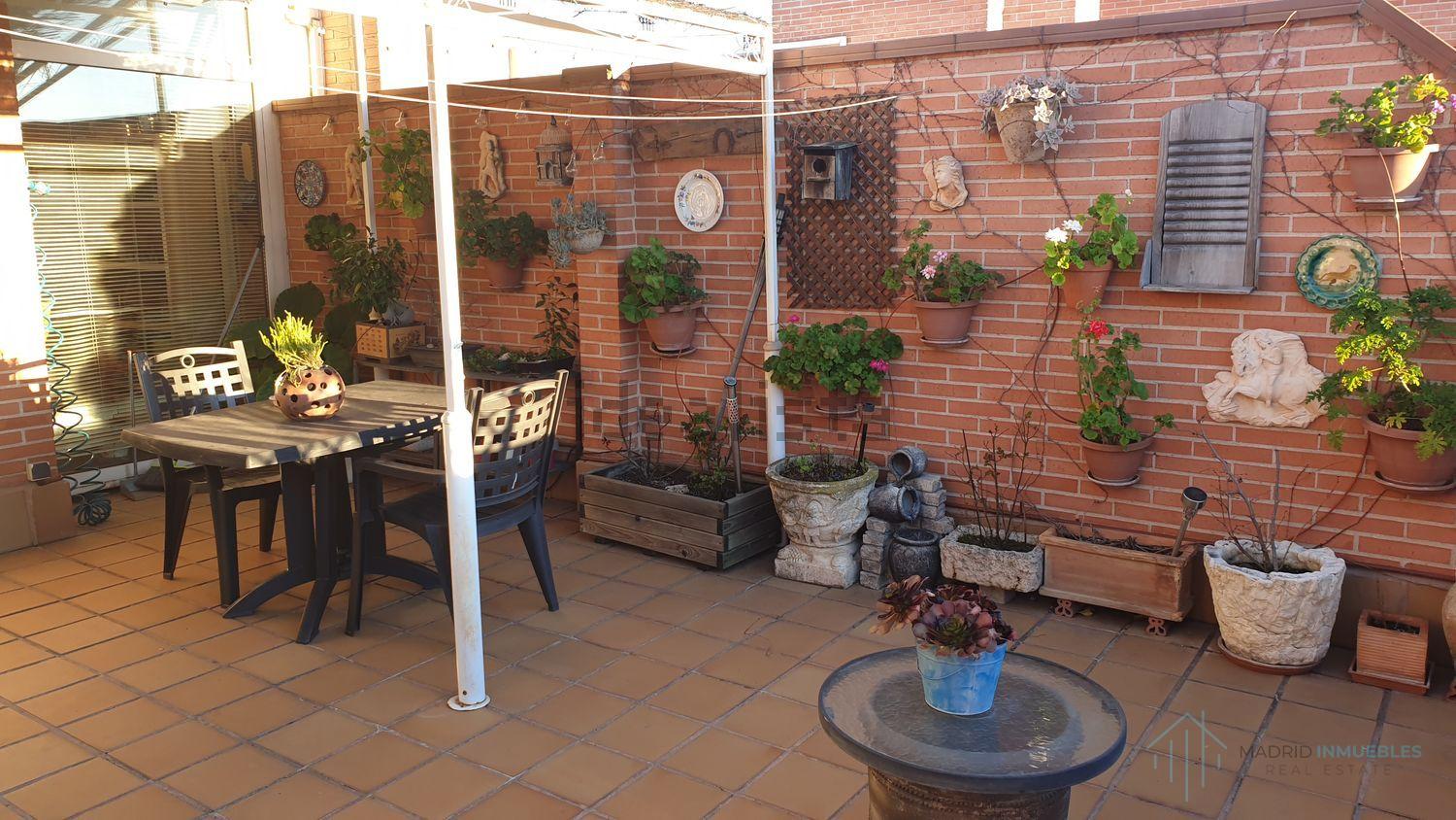 For sale of penthouse in Pozuelo de Alarcón