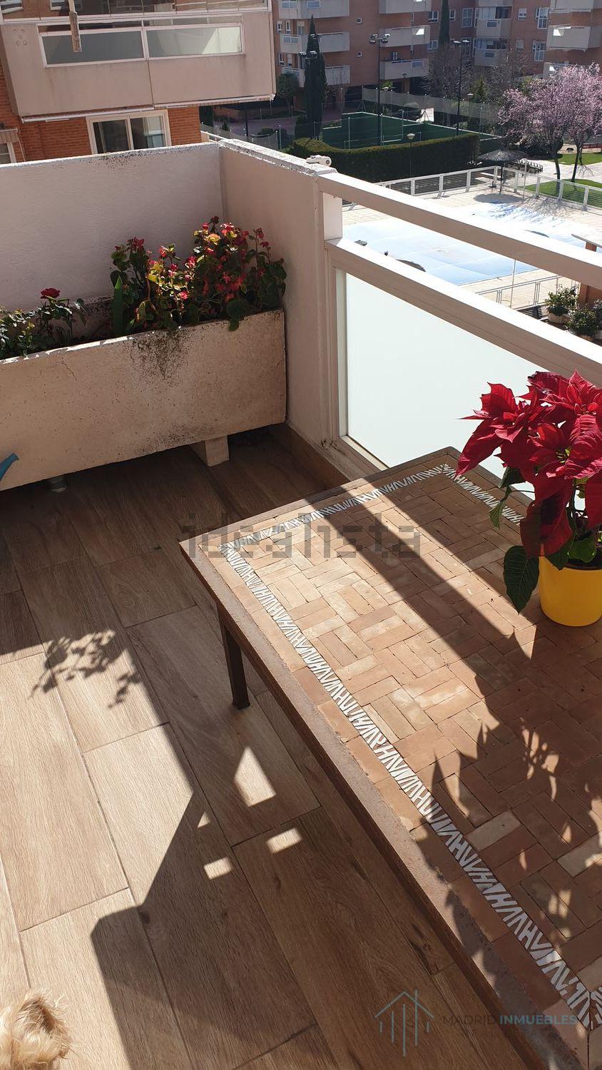 For sale of penthouse in Pozuelo de Alarcón