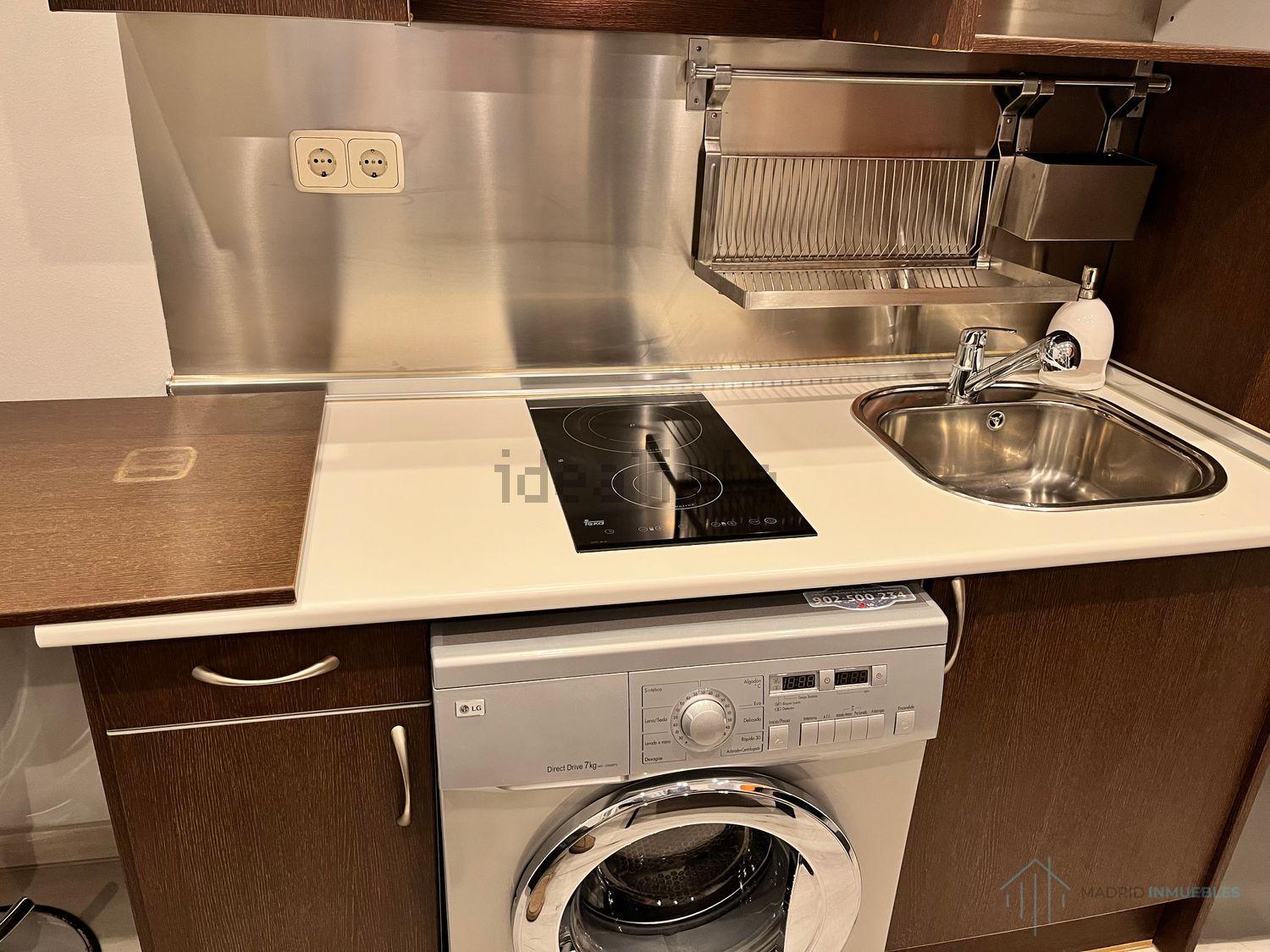 For sale of apartment in Madrid
