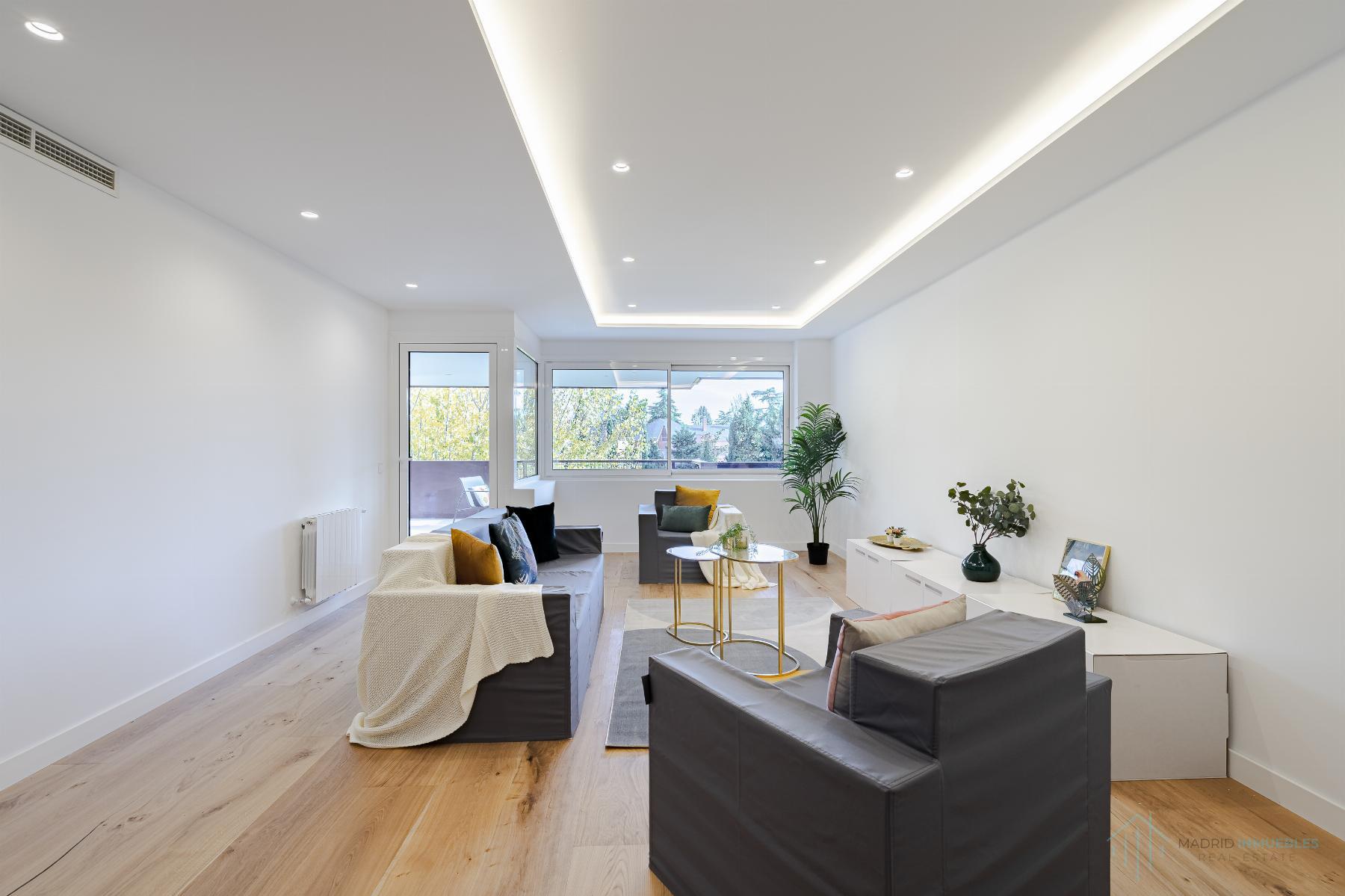 For sale of flat in Madrid