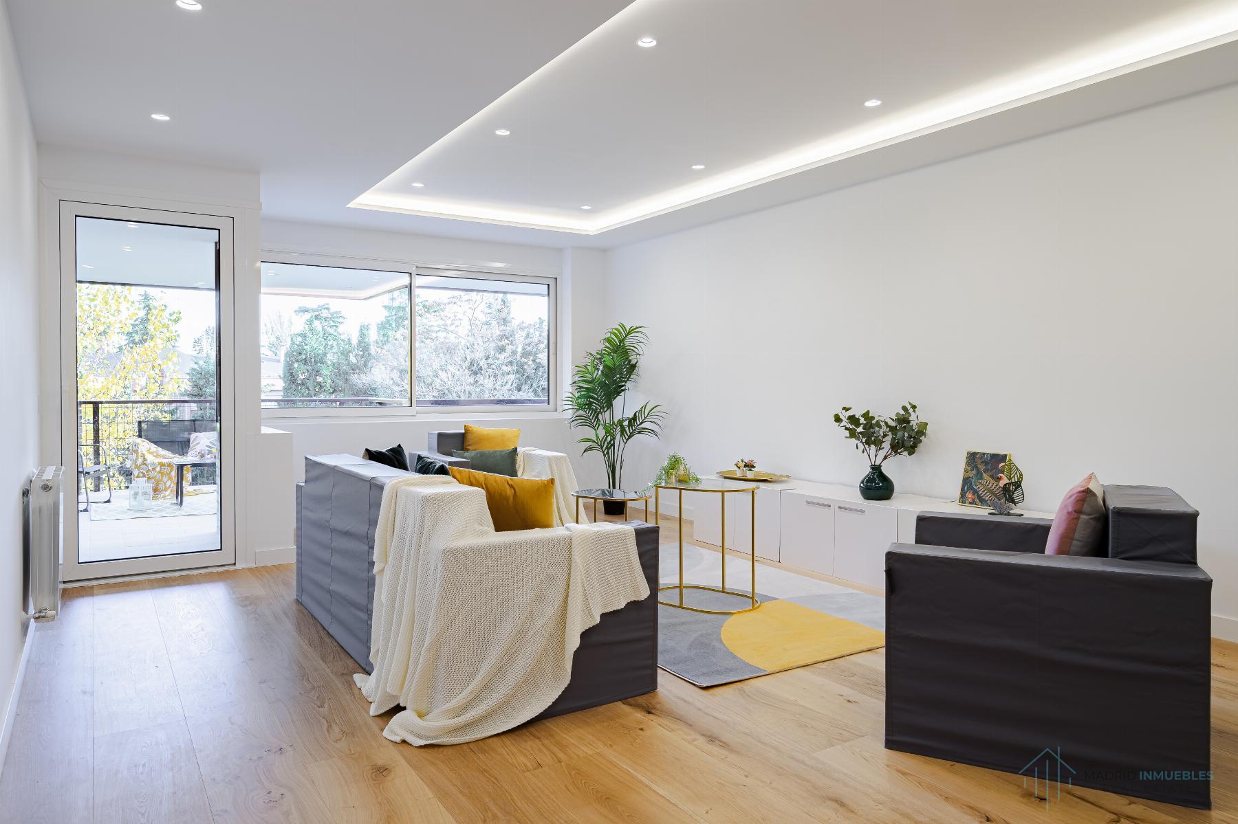 For sale of flat in Madrid