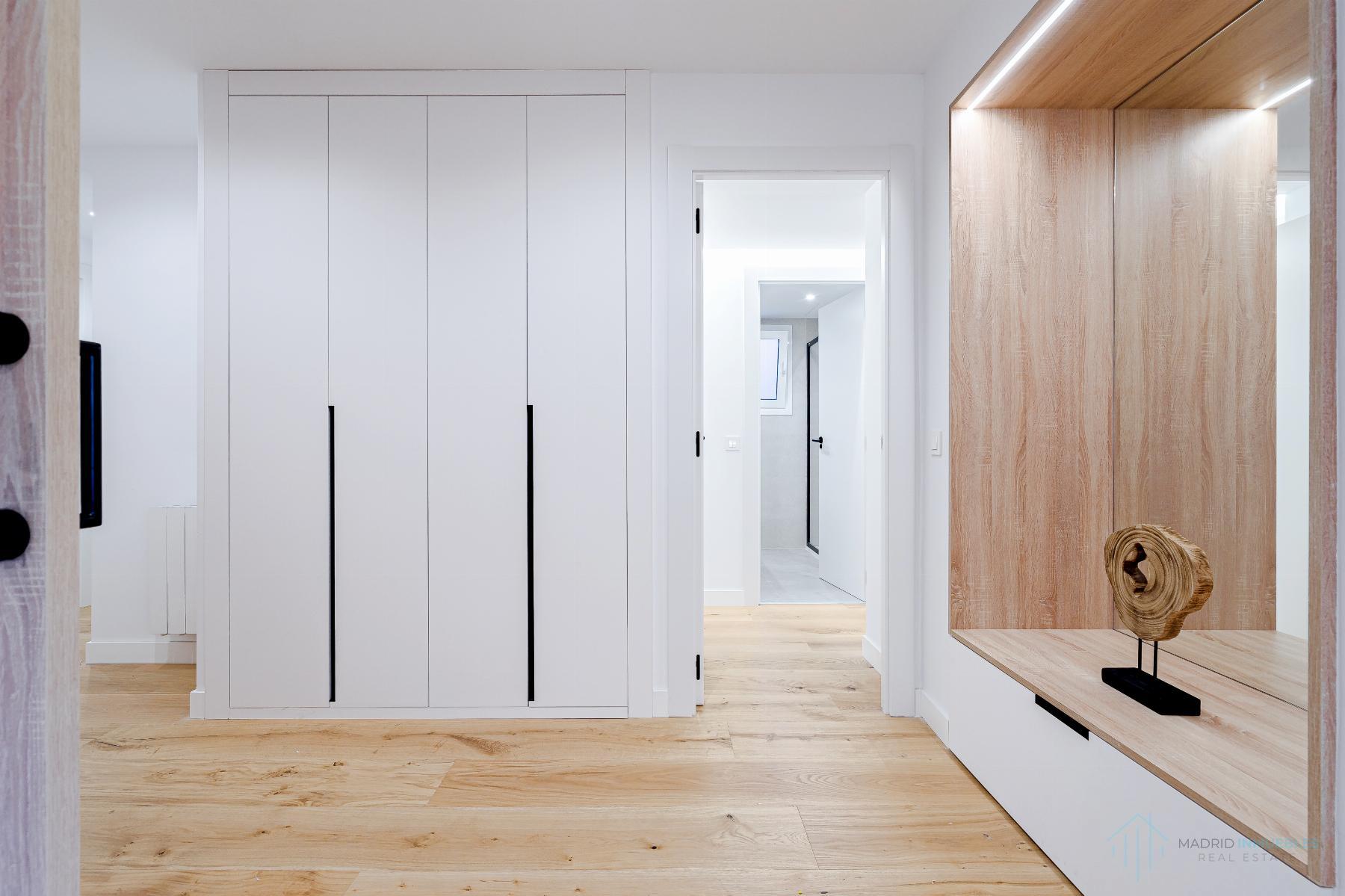 For sale of flat in Madrid