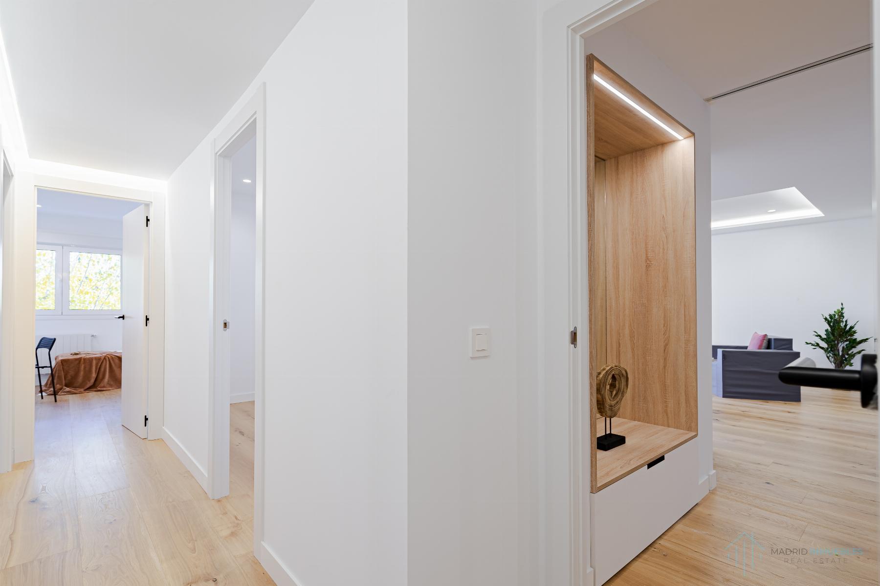 For sale of flat in Madrid