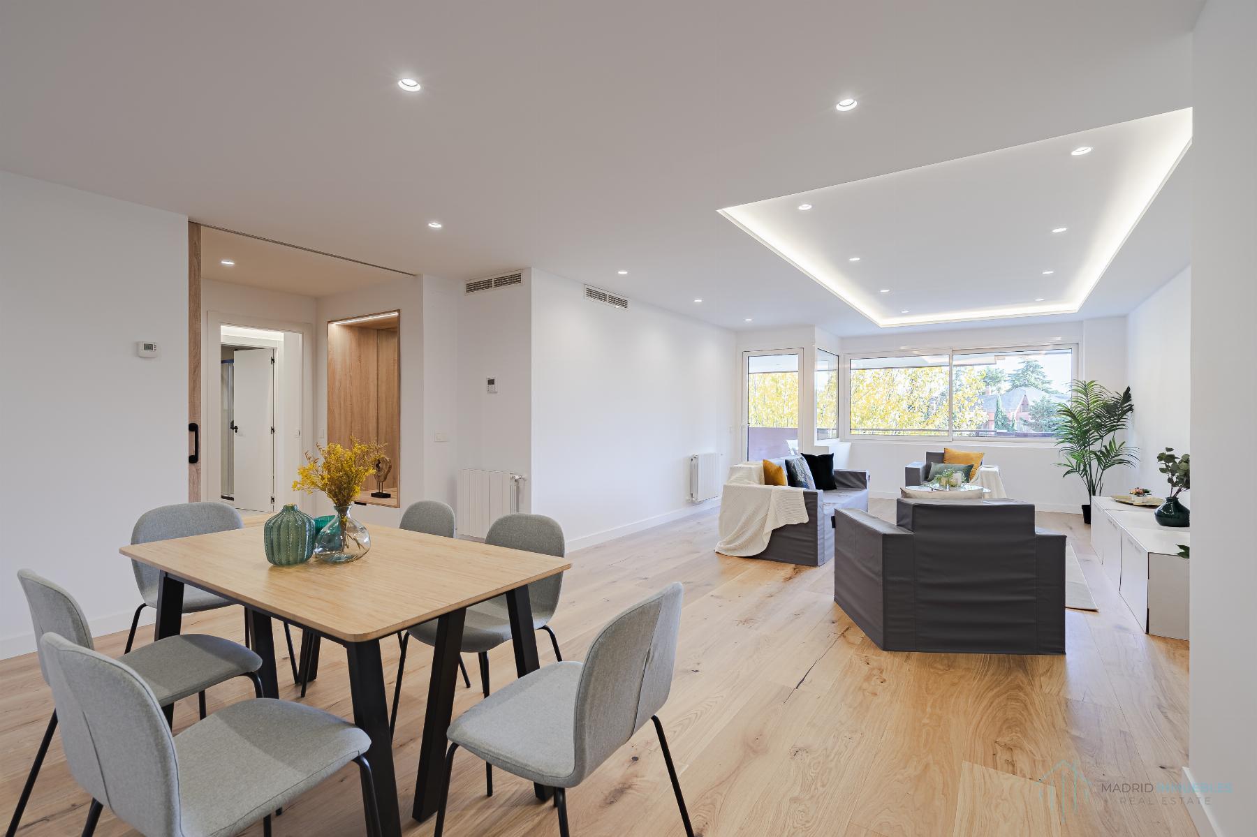 For sale of flat in Madrid