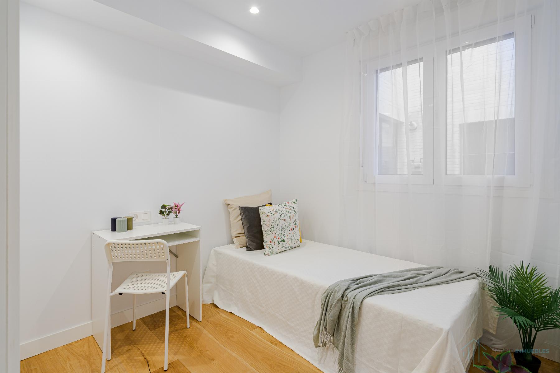 For sale of flat in Madrid