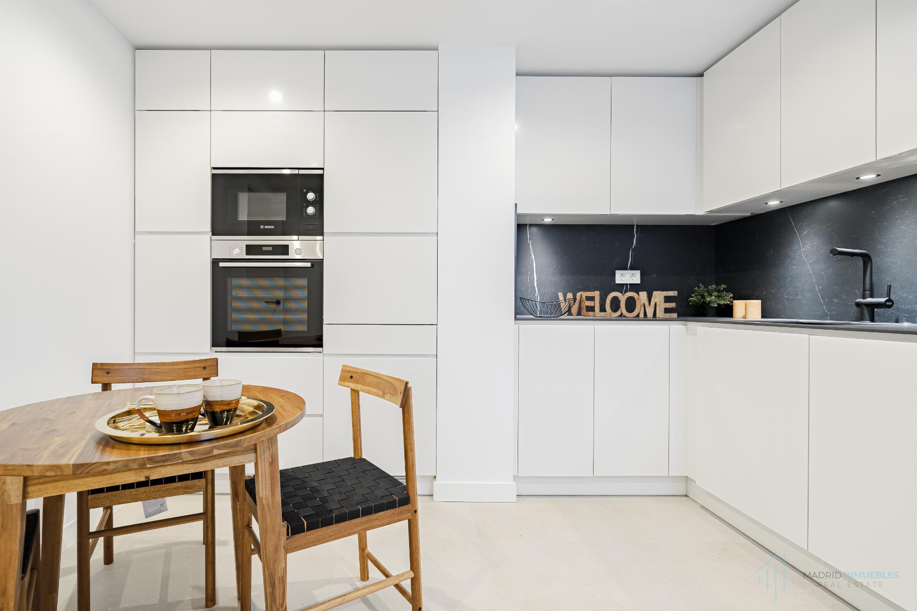 For sale of flat in Madrid