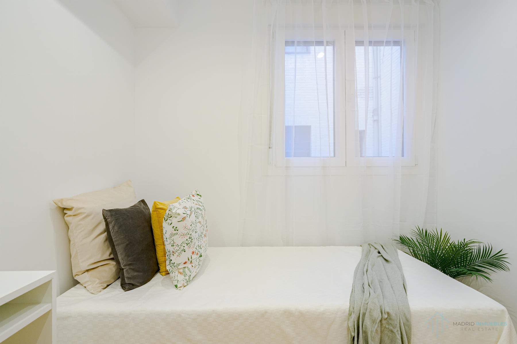 For sale of flat in Madrid